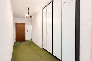 Wohnen nahe der Ahrensburger Innenstadt – 4 Zimmer, großer Balkon & Pkw-Stellplatz – Die vollständige Adresse der Immobilie erhältst du vom Anbieter., 22926 Ahrensburg – Vorschaubild 5