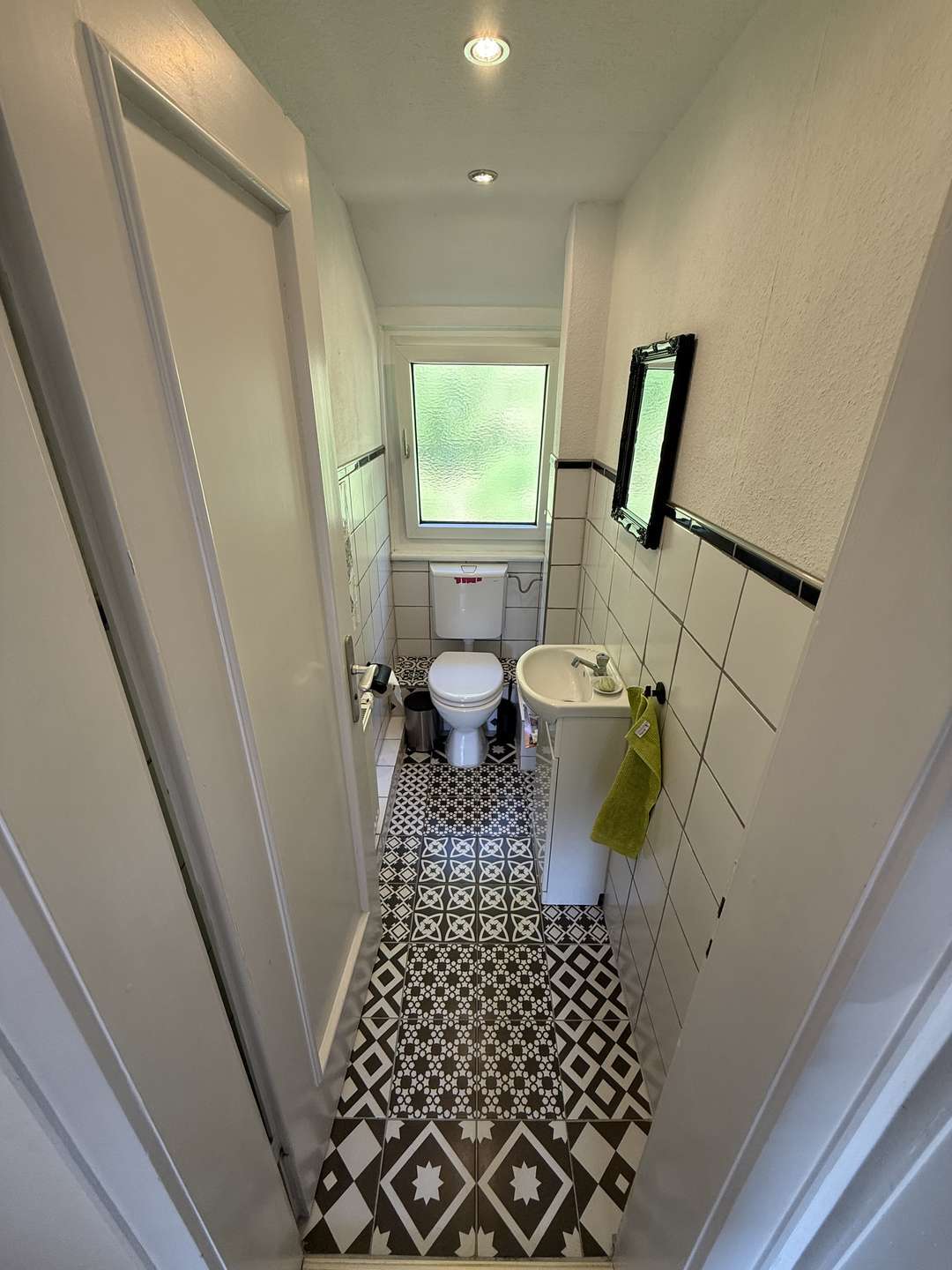 Immobilie in Calw - Wohnen im Grünen – charmantes Zuhause mit Blick ins Tal und Waldnähe - Bild 11