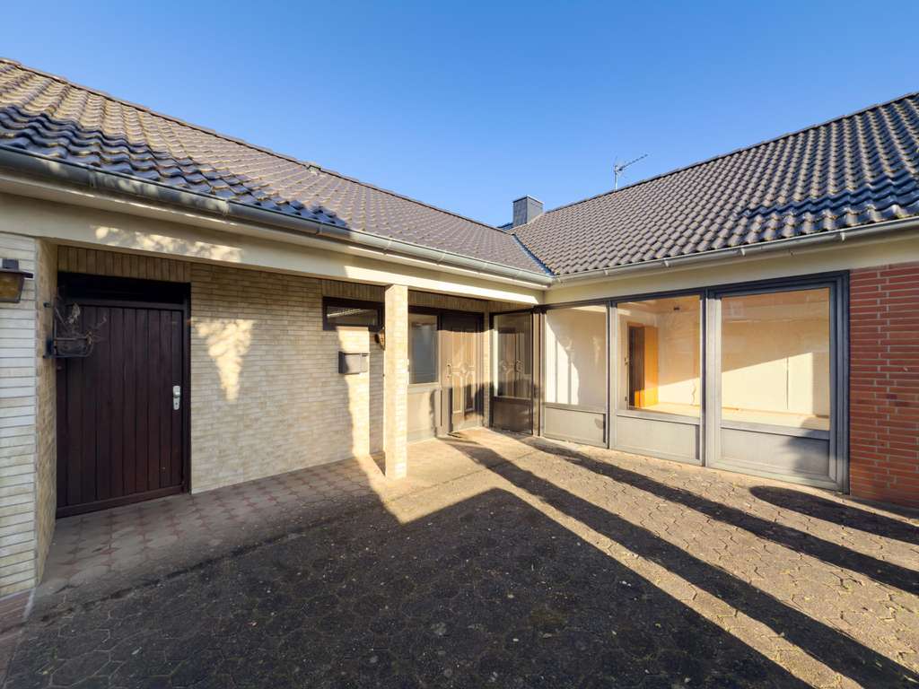 Immobilie in Wrist - Gemütlicher Bungalow wartet auf liebevolle Sanierung – ebenerdiges Wohnen in ruhiger Umgebung - Bild 1