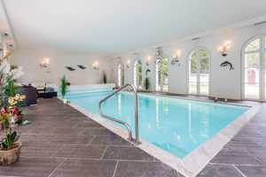 ///Soforttermin/// 5* Villa in Schloss-Architektur - Poolhaus, Kamin, großes Grundstück! – Havelland (Kreis) – Vorschaubild 10