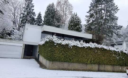 Großzügige Architektenvilla in bevorzugter Wohnlage