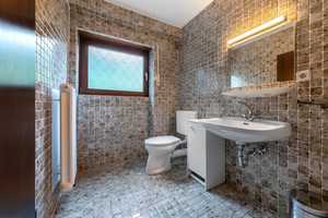 BUNGALOW MIT GROßEM GARTEN! Schwimmbad, Kamin und barrierefreier Zugang – Hochtaunuskreis – Vorschaubild 30