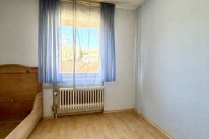 Großes Anwesen mit Wohnhaus, Scheunen und Stallungen auf 1.782 m² Grundstück – Die vollständige Adresse der Immobilie erhältst du vom Anbieter., 95488 Eckersdorf – Vorschaubild 12