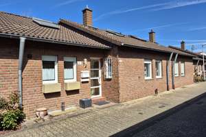 Sehr gepflegtes Einfamilienhaus im Bungalow-Stil in bester Wohnlage... – Arratherhof 41, 41238 Giesenkirchen-Mitte, Mönchengladbach – Vorschaubild 1