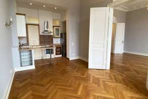 Furnished flat in historical building in downtown with garage – Die vollständige Adresse der Immobilie erhältst du vom Anbieter., 65185 Mitte, Wiesbaden – Vorschaubild 5