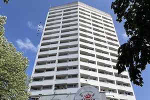 Wohnung im Reeperbahn-Tower mit beeindruckendem Blick über die Stadt – Reeperbahn 157, 20359 Hamburg – Vorschaubild 2