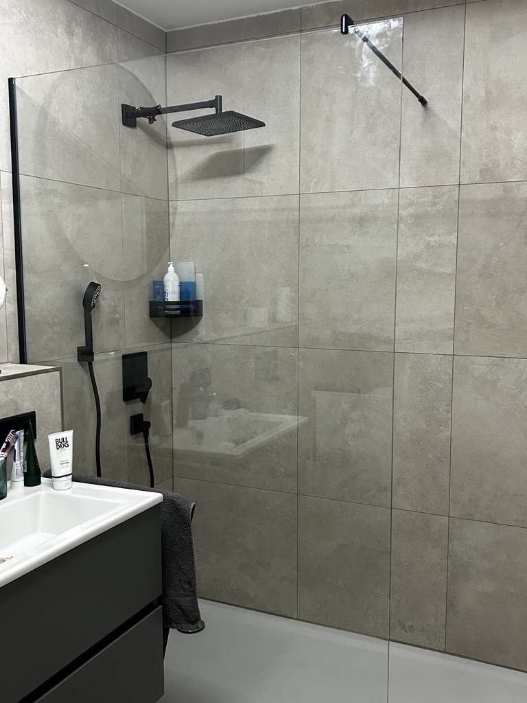 Immobilie in Köfering - Neurenovierte 2 Zimmerwohnung in Köfering - Bild 1