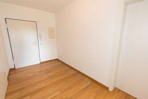 Herrliche altersgerechte Mietwohnung in Top-Lage, barrierefrei mit Südbalkon!! – Thermalbadstraße 4a, 96476 Bad Rodach – Vorschaubild 10