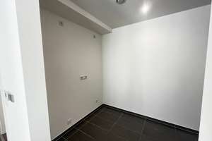 Geräumige 2-Zimmer Wohnung mit Aufzug im Straubinger Stadtzentrum – Die vollständige Adresse der Immobilie erhältst du vom Anbieter., 94315 Kernstadt, Straubing – Vorschaubild 6