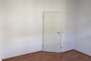 2 Zimmer Altbau Wohnung - Nachmieter zum 01.03. – Wilhelm-Kobelt-Straße 18, 39108 Stadtfeld Ost, Magdeburg – Vorschaubild 9