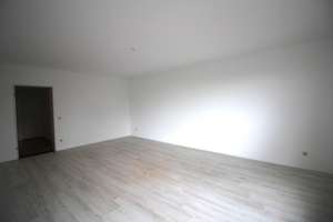 SONNENDURCHFLUTETE 2-Zi.-Whg, KDB, Balkon, Hasten – Königstraße 114-116, 42853 Hölterfeld, Remscheid – Vorschaubild 2