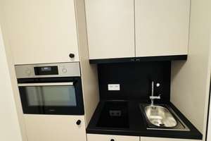 Modernes möbliertes Studio-Apartment mit Balkon!!!! – Glienicker Weg 136, 12489 Adlershof, Berlin – Vorschaubild 5