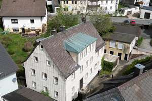 guter Wohnraum und kleiner Preis – Die vollständige Adresse der Immobilie erhältst du vom Anbieter., 95131 Schwarzenbach am Wald – Vorschaubild 3