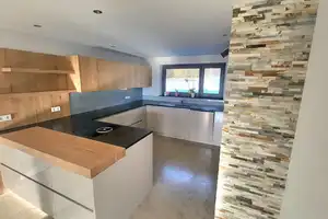 +++Oberelchingen, DHH, Fernsicht, herrliche Lage, ca. 154 m² Wfl., EBK, Garage+++ – Neu-Ulm (Kreis) – Vorschaubild 8