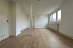 Wohnen über den Dächern: Sanierte 4-Zimmer-Wohnung im 5.OG ohne Aufzug – Die vollständige Adresse der Immobilie erhältst du vom Anbieter., 63067 Messehalle, Offenbach am Main – Vorschaubild 3