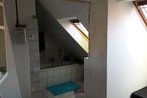 Modernisierte 3-Zimmer-DG-Wohnung auf 94m² Grundfläche mit EBK in Herrenhausen – Wefelsestr. 16, 30419 Herrenhausen, Hannover – Vorschaubild 8