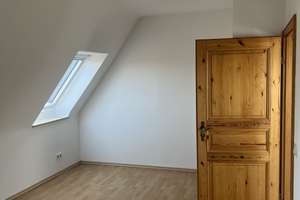 Altbaucharme auf zwei Etagen: 5-Zimmer-Maisonette im Fachwerk-Altbau mit Designküche und 2 Loggias – Die vollständige Adresse der Immobilie erhältst du vom Anbieter., 90461 Guntherstraße, Nürnberg – Vorschaubild 35