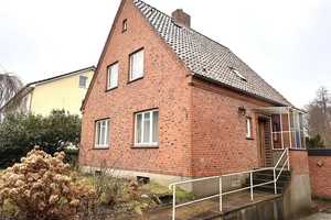 TOP-Bausubstanz: Besser wohnen im Altbau – Ostholstein (Kreis) – Vorschaubild 2