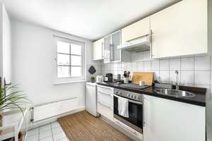 Urban Living: Fully Furnished City Apartment in a Prime Location – All Inclusive – Die vollständige Adresse der Immobilie erhältst du vom Anbieter., 40213 Altstadt, Düsseldorf – Vorschaubild 4