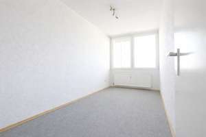 Wohnen oder investieren: Durchdachte 3-Zimmer-Wohnung mit Balkon und Tiefgarage – Die vollständige Adresse der Immobilie erhältst du vom Anbieter., 47198 Hochheide, Duisburg – Vorschaubild 4