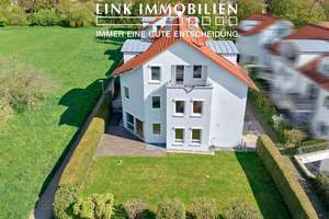 Einziehen & Wohlfühlen: Familientraum in Feldrandlage mit viel Platz, 2 Garagen & Panoramafernsicht! – Die vollständige Adresse der Immobilie erhältst du vom Anbieter., 70599 Plieningen (Ortsteil), Stuttgart – Vorschaubild 1