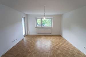 Frisch modernisierte 3 Zimmer-Wohnung mit Balkon in München – Max-Wönner-Straße 30, 80995 Lerchenau-West, München – Vorschaubild 2