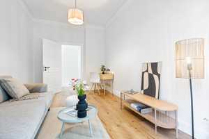 Frisch modernisiert mit Balkon – Nahe Uni, ideal für WG-Wohnung in Hamburg Eimsbüttel – Lutterothstraße 84, 20255 Hamburg – Vorschaubild 4