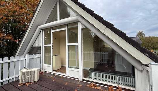 Bild von Weihnachten im neuen Zuhause - Provisionsfreies Familienidyll zum Wohlfühlen