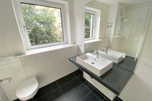 Lichtdurchflutete Single-Wohnung mit Balkon und Spreeblick! – Tabbertstraße 6B, 12459 Oberschöneweide, Berlin – Vorschaubild 1
