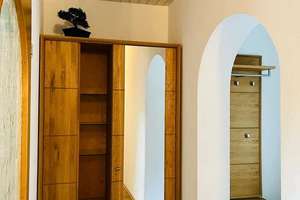 Attraktives 10-Zi-Zweifamilienhaus mit schönem Garten und Garage, ideal zum Wohnen und Vermieten! – Die vollständige Adresse der Immobilie erhältst du vom Anbieter., 97523 Schwanfeld – Vorschaubild 5