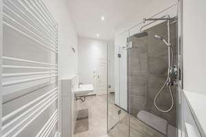 Großzügige 4-Zimmer-Wohnung mit zwei Bädern – Die vollständige Adresse der Immobilie erhältst du vom Anbieter., 4109 Zentrum-West, Leipzig – Vorschaubild 8