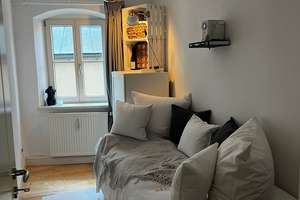 Helle 3-Zimmer-Wohnung im 2. OG in Augsburg-Innenstadt – Heilig-Kreuz-Straße 9, 86152 Georgs- und Kreuzviertel, Augsburg – Vorschaubild 8