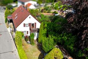 Alles - außer - Gewöhnlich!
Sanierungsbedürftiges Einfamilienhaus in Wenzenbach! – Die vollständige Adresse der Immobilie erhältst du vom Anbieter., 93173 Wenzenbach – Vorschaubild 9