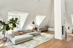 Lichturchflutetes Penthouse über 2 Ebenen   I   Privatlift  I  Dachterrasse I  Harlaching – Harlaching Menterschweige, 81545 Harlaching, München – Vorschaubild 3