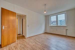 Helle 2-Zimmer-Wohnung in Bremerhaven-Geestemünde mit EBK, Badfenster & separatem WC – Schillerstraße 48, 27570 Geestemünde, Bremerhaven – Vorschaubild 10