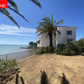 Villa zum Verkauf in AlcanarPlatja Urb. Serramar, 5 Schlafzimmer.