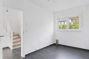 Kernsaniertes Reiheneckhaus mit Garten in Ingolstadt-Nord – Die vollständige Adresse der Immobilie erhältst du vom Anbieter., 85055 Nordost, Ingolstadt – Vorschaubild 3
