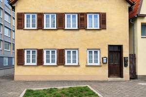 *Charmantes Mehrfamilienhaus in zentraler Lage mit Doppelgarage* – Die vollständige Adresse der Immobilie erhältst du vom Anbieter., 73525 Schwäbisch Gmünd – Vorschaubild 10
