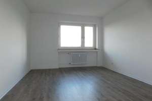 ***Renoviert und bezugsfertig... Schicke 2-Zimmerwohnung in zentraler Lage*** – Bahnstr. 52, 47799 Cracau, Krefeld – Vorschaubild 3