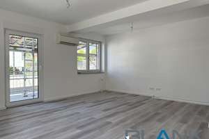 Hochattraktive 3 Zimmer Wohnung mit eigenem Eingang und Balkon - Erstbezug – Die vollständige Adresse der Immobilie erhältst du vom Anbieter., 71083 Herrenberg – Vorschaubild 2