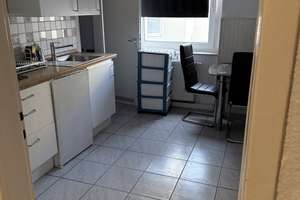 Wohnen mit Charakter: Zwei-Zimmer-Wohnung in Düsseldorf-Stadtmitte