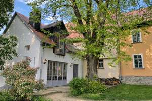 Landleben de luxe: Geschmackvoll saniertes Hofgut mit Reitanlage und Weiden soweit das Auge reicht – Die vollständige Adresse der Immobilie erhältst du vom Anbieter., 61209 Echzell – Vorschaubild 17