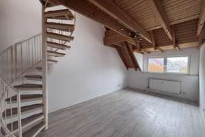 3- bis 4-Zimmer Galeriewohnung mit Blick auf den Borussia Park – Die vollständige Adresse der Immobilie erhältst du vom Anbieter., 41179 Rheindahlen-Land, Mönchengladbach – Vorschaubild 3
