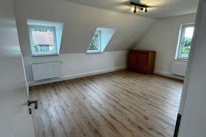 Frisch sanierte 3-Zi.-DG-Wohnung mit EBK in Hannover-Ledeburg – 30419 Ledeburg, Hannover – Vorschaubild 6