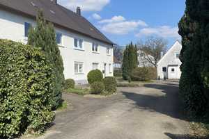 Zweifamilienhaus mit Ausbaupotenzial – Neu-Ulm (Kreis) – Vorschaubild 2