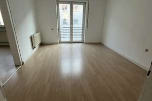 Helle 3-Zimmer Wohnung in Stuttgart-Süd mit 67 m² Wohnfläche – Die vollständige Adresse der Immobilie erhältst du vom Anbieter., 70180 Lehen, Stuttgart – Vorschaubild 1