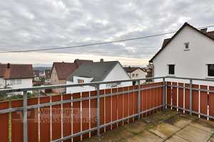 MODERNES 3-FAMILIENHAUS MIT ZWEI GARAGEN UND SOLAR! – Reutlingen (Kreis) – Vorschaubild 16