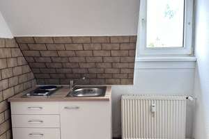 Helle 1-Zimmer-Dachgeschosswohnung mit super ÖPNV-Anbindung – Herforder Straße 212, 33609 Mitte, Bielefeld – Vorschaubild 2