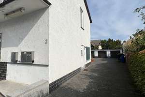 VHB: Mehrfamilienhaus mit 2 Wohnungen und 6 Garagen zu verkaufen: Hanau-Steinheim – Wilhelminen Straße 2, 63456 Steinheim, Hanau – Vorschaubild 2