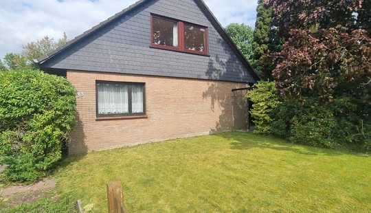 Bild von Großes Einfamilienhaus mit zwei Wohneinheiten auf ca. 168 m² Wohnfläche in guter Lage von Ofenerdiek